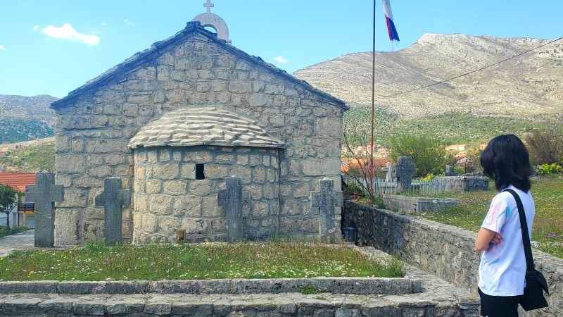 Exploring the neighborhood